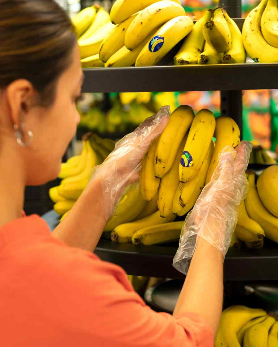 Plátano de Canarias en punto de venta 2