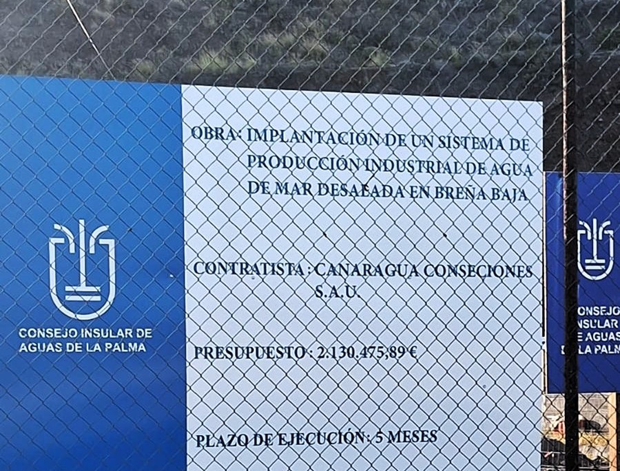 cardtel de las obras de la desaladora