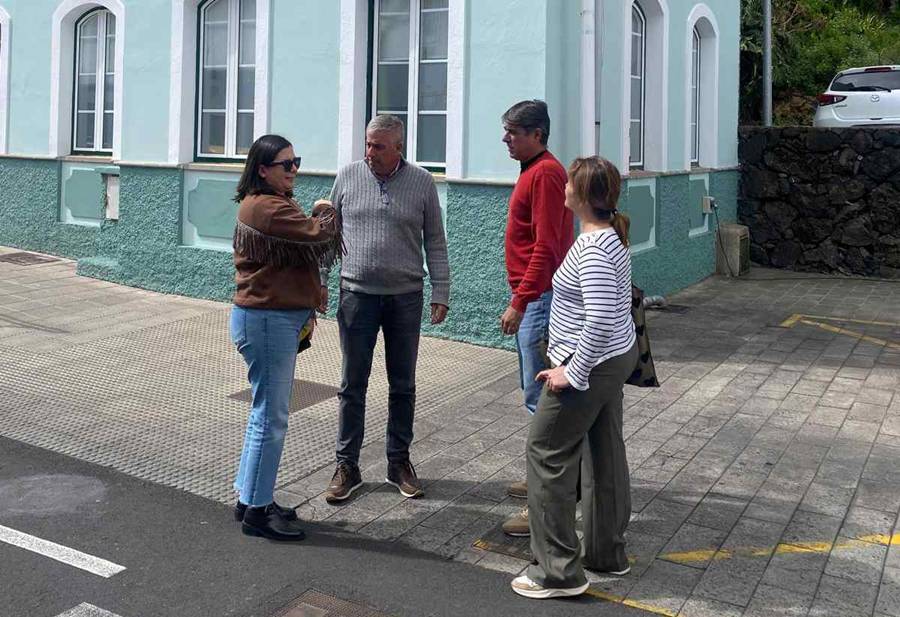 Diputados con Goretti Pérez.