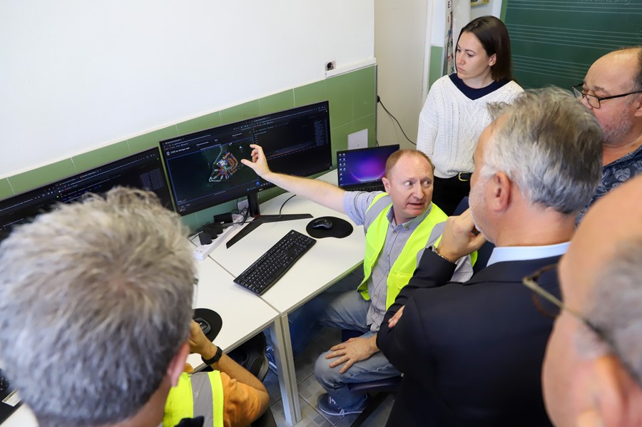 Centro de control de detectores de gases del proyecto Alerta CO2-Luis G. 