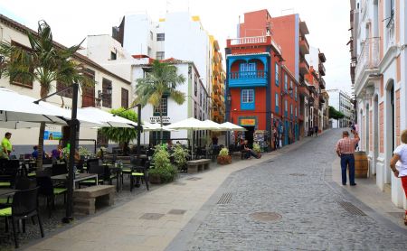 Fotografía de la Calle Real de Facundo Cabrera.