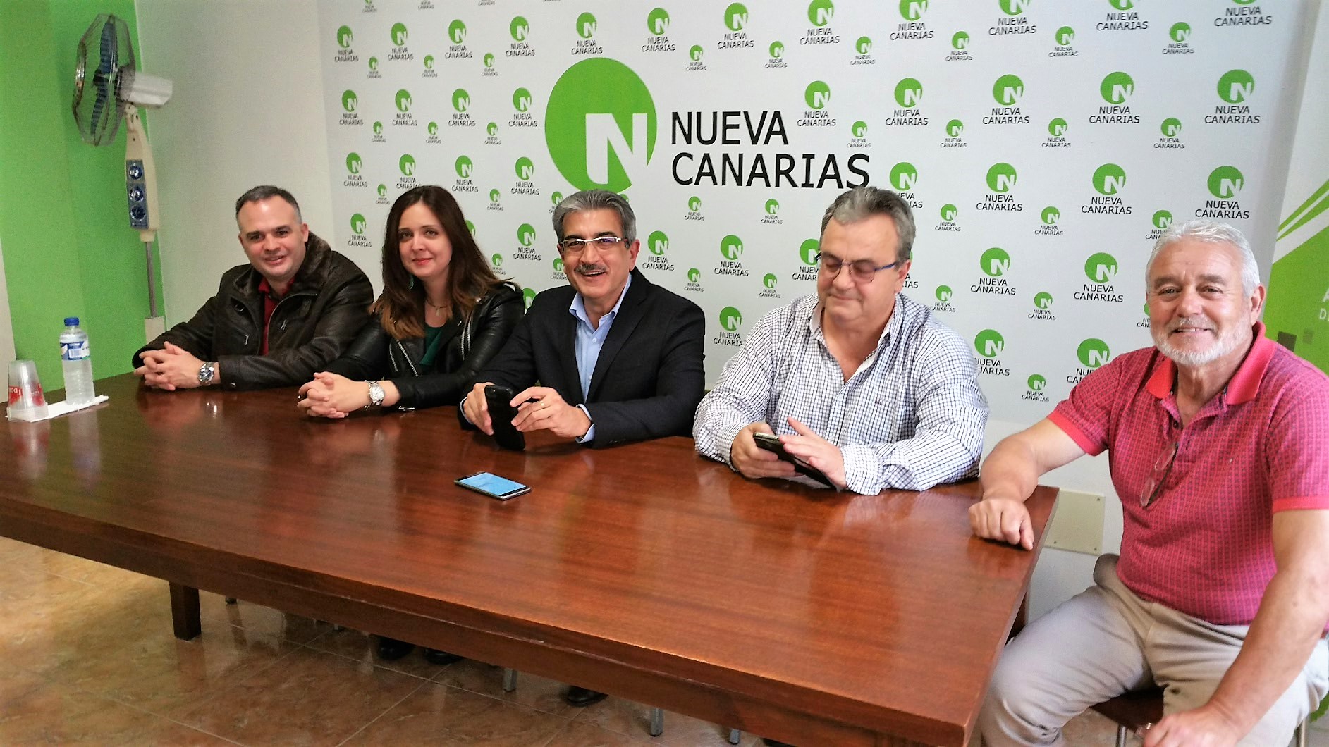 Román Rodríguez en la sede de Nueva Canarias.