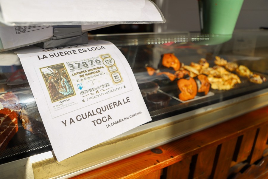 El bar cafetería La Cabaña también repartió la suerte- Luis G Morera.