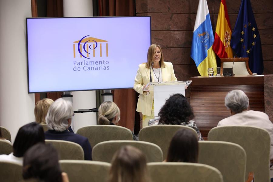 Astrid Pérez durante la clausura.