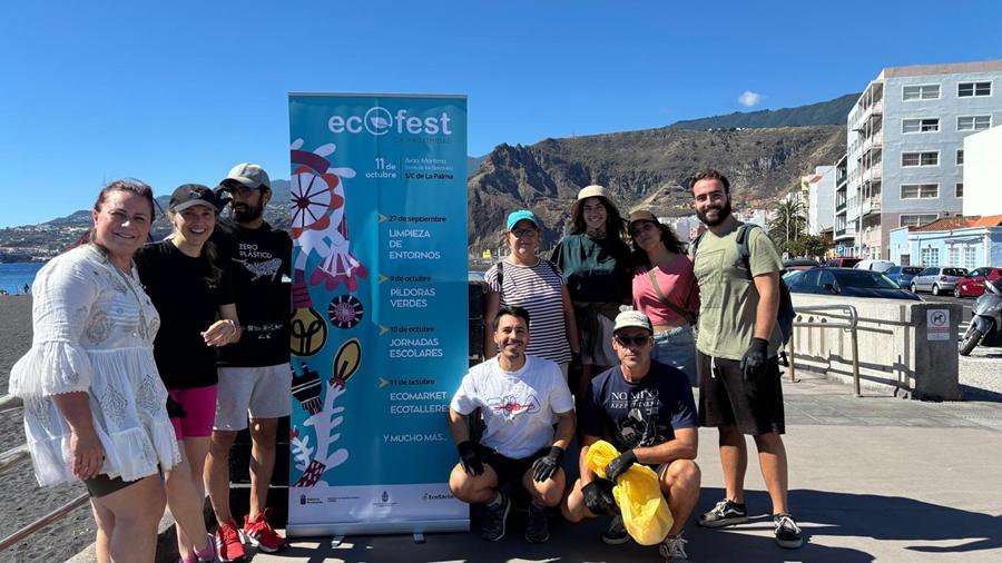 Foto de la limpieza de la playa, ECOFest.
