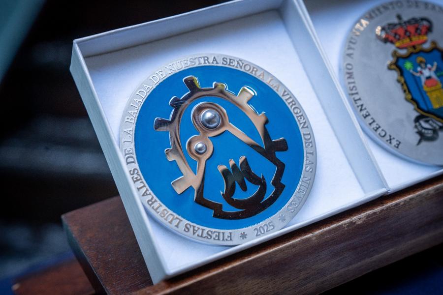 Medalla conmemorativa Fiestas Lustrales 2025-Pedro Ferreiro.