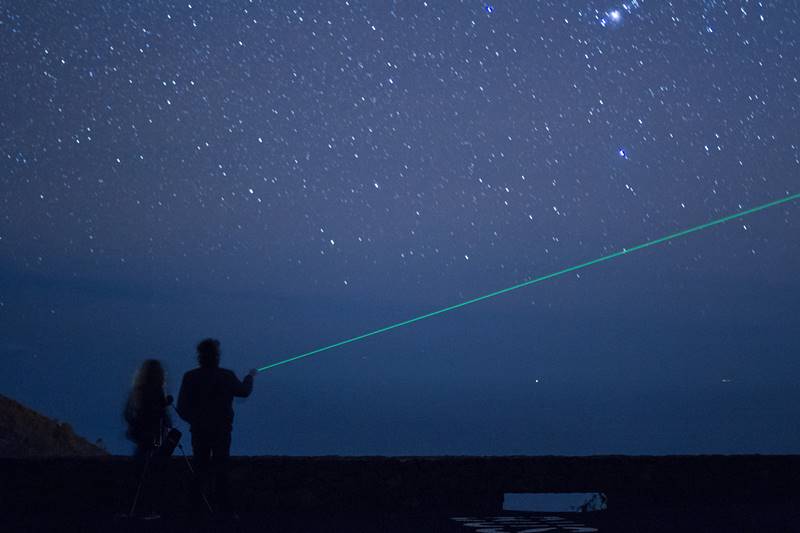 Viendo las estrellas desde Fuencaliente. Iván Briones.