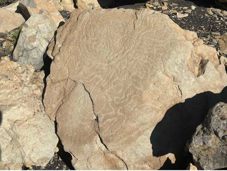 Grabados Roque Teneguía. J Pais