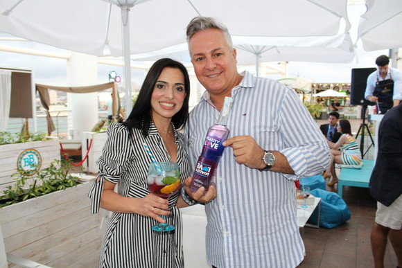 Presentación de la ginebra Duality Love.